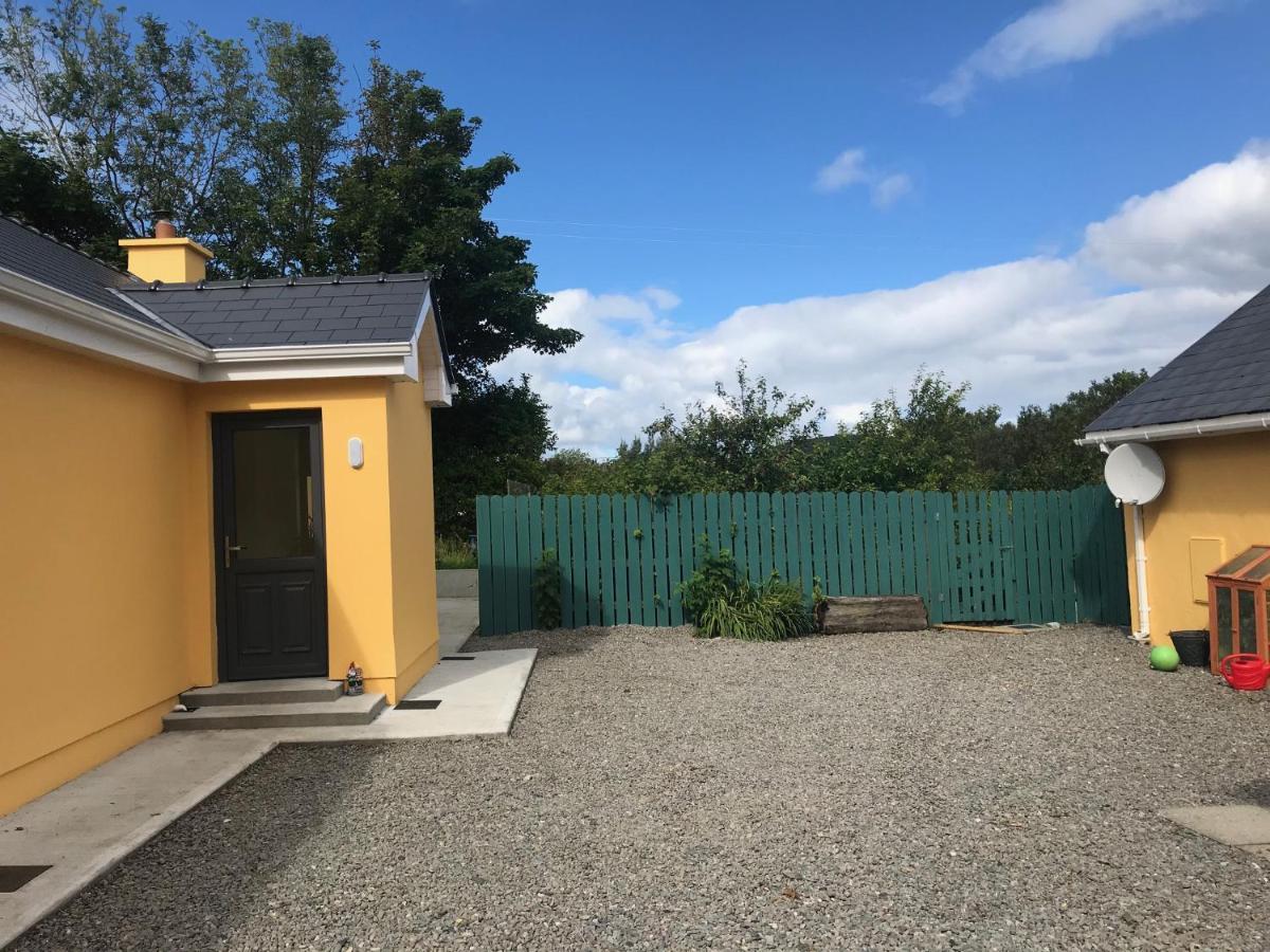 An Nead Beag Only 2 Miles From Louisburgh Villa Exterior photo